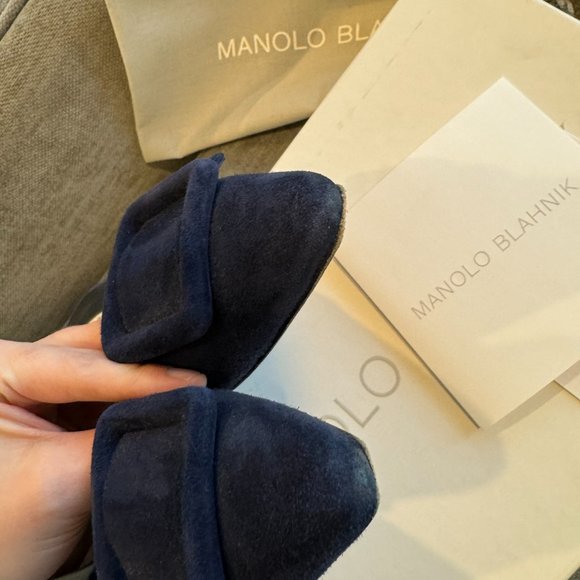 Manolo Blahnik Maysale 50 Navy Blue Suede Kitten Heel Mules - Picture 11 of 13